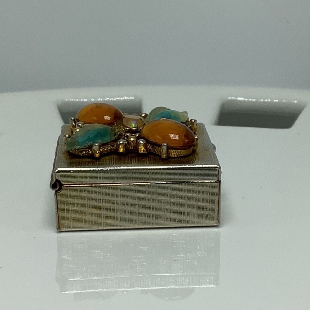 Vintage Gold Tone Pill Trinket Box Orange Turquoise Jeweled Square Box w/ Insert - Picture 5 of 12